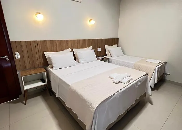 HOTEL PLAZA PONTES e LACERDA